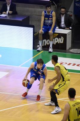 TREVISO 08 10 2017 LNP CAMPIONATO 2017-2018 NUTRIBULLET TREVISO BASKET - BERGAMO
