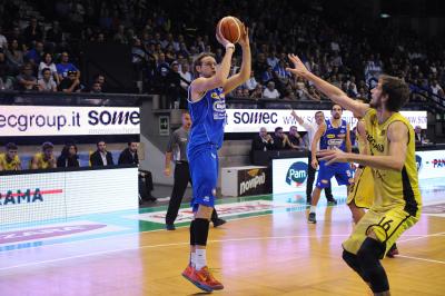 TREVISO 08 10 2017 LNP CAMPIONATO 2017-2018 NUTRIBULLET TREVISO BASKET - BERGAMO