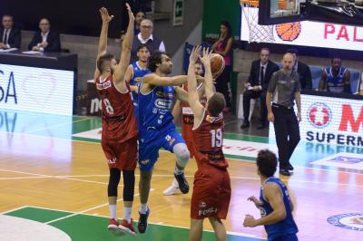 TREVISO 22 10 2017 LNP CAMPIONATO 2017-2018 NUTRIBULLET TREVISO BASKET - FORLI