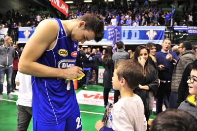 TREVISO 22 10 2017 LNP CAMPIONATO 2017-2018 NUTRIBULLET TREVISO BASKET - FORLI