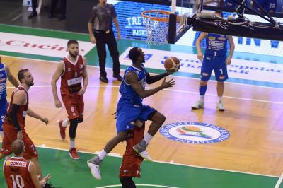 TREVISO 22 10 2017 LNP CAMPIONATO 2017-2018 NUTRIBULLET TREVISO BASKET - FORLI