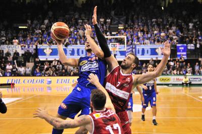 TREVISO 22 10 2017 LNP CAMPIONATO 2017-2018 NUTRIBULLET TREVISO BASKET - FORLI