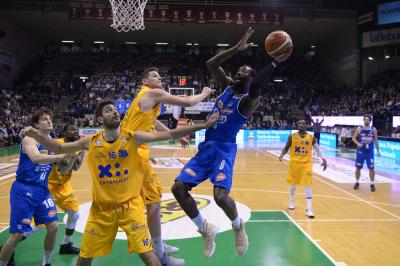 TREVISO 29 10 2017 LNP CAMPIONATO 2017-2018 NUTRIBULLET TREVISO BASKET - MONTEGRANARO