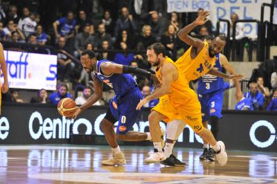 TREVISO 29 10 2017 LNP CAMPIONATO 2017-2018 NUTRIBULLET TREVISO BASKET - MONTEGRANARO
