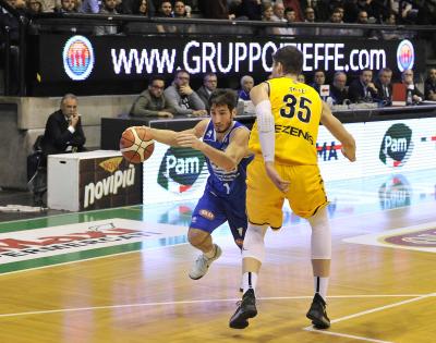 TREVISO 19 11 2017 LNP CAMPIONATO 2017-2018 NUTRIBULLET TREVISO BASKET - VERONA