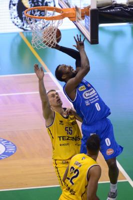 TREVISO 19 11 2017 LNP CAMPIONATO 2017-2018 NUTRIBULLET TREVISO BASKET - VERONA