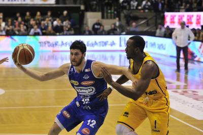 TREVISO 19 11 2017 LNP CAMPIONATO 2017-2018 NUTRIBULLET TREVISO BASKET - VERONA