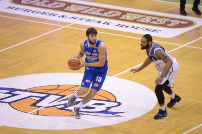 TREVISO 03 12 2017 LNP CAMPIONATO 2017-2018 NUTRIBULLET TREVISO BASKET - FORTITUDO BOLOGNA