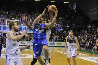 TREVISO 03 12 2017 LNP CAMPIONATO 2017-2018 NUTRIBULLET TREVISO BASKET - FORTITUDO BOLOGNA