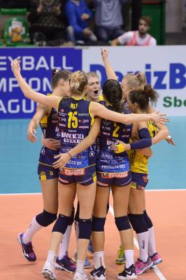 TREVISO 13 12 2017 CEV 2017-2018 ANTONIO CARRARO IMOCO - IGOR GORGONZOLA NOVARA