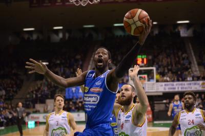 TREVISO 17 12 2017 LNP CAMPIONATO 2017-2018 NUTRIBULLET TREVISO BASKET - RAVENNA