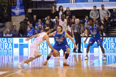TREVISO 17 12 2017 LNP CAMPIONATO 2017-2018 NUTRIBULLET TREVISO BASKET - RAVENNA