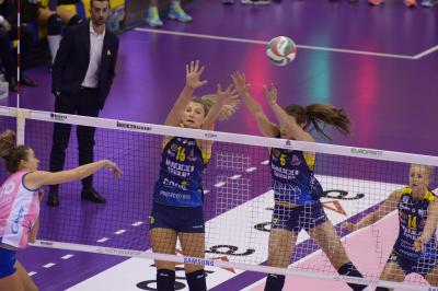 TREVISO 18 12 2017 LEGAVOLLEY CAMPIONATO 2017-2018  PROSECCO DOC IMOCO - SAUGELLA MONZA