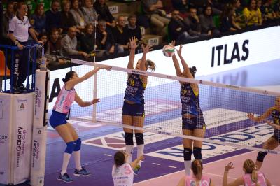 TREVISO 18 12 2017 LEGAVOLLEY CAMPIONATO 2017-2018  PROSECCO DOC IMOCO - SAUGELLA MONZA