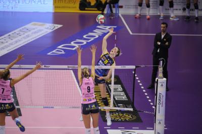 TREVISO 26 12 2017 LEGAVOLLEY CAMPIONATO 2017-2018  PROSECCO DOC IMOCO - POMI