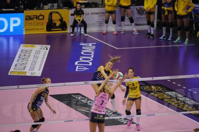 TREVISO 26 12 2017 LEGAVOLLEY CAMPIONATO 2017-2018  PROSECCO DOC IMOCO - POMI
