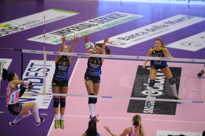 TREVISO 26 12 2017 LEGAVOLLEY CAMPIONATO 2017-2018  PROSECCO DOC IMOCO - POMI