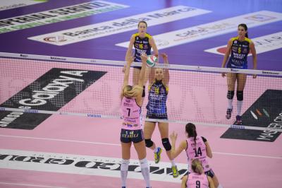 TREVISO 26 12 2017 LEGAVOLLEY CAMPIONATO 2017-2018  PROSECCO DOC IMOCO - POMI