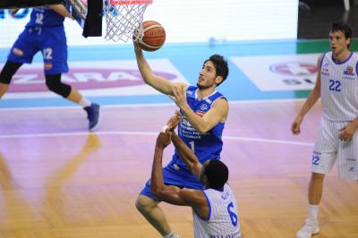 TREVISO 29 12 2017 LNP CAMPIONATO 2017-2018 NUTRIBULLET TREVISO BASKET - ROSETO