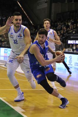 TREVISO 29 12 2017 LNP CAMPIONATO 2017-2018 NUTRIBULLET TREVISO BASKET - ROSETO