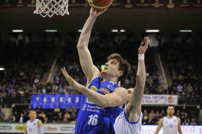TREVISO 29 12 2017 LNP CAMPIONATO 2017-2018 NUTRIBULLET TREVISO BASKET - ROSETO
