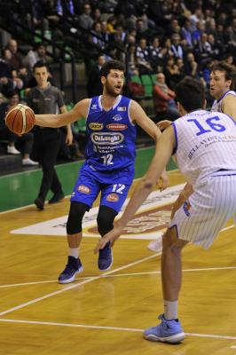 TREVISO 29 12 2017 LNP CAMPIONATO 2017-2018 NUTRIBULLET TREVISO BASKET - ROSETO