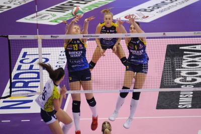 TREVISO 30 12 2017 LEGAVOLLEY COPPA ITALIA 2017-2018  PROSECCO DOC IMOCO - IL BISONTE FIRENZE