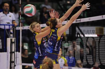 TREVISO 30 12 2017 LEGAVOLLEY COPPA ITALIA 2017-2018  PROSECCO DOC IMOCO - IL BISONTE FIRENZE