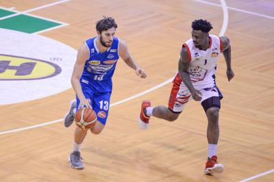 TREVISO 13 01 2018 LNP CAMPIONATO 2017-2018 NUTRIBULLET TREVISO BASKET - PIACENZA