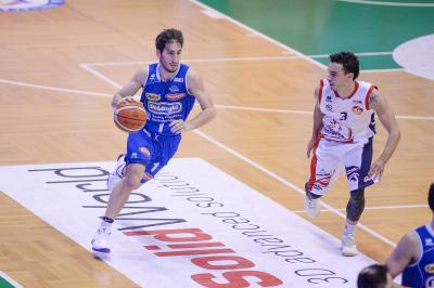 TREVISO 13 01 2018 LNP CAMPIONATO 2017-2018 NUTRIBULLET TREVISO BASKET - PIACENZA