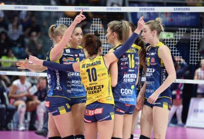 BOLOGNA 18 02 2018 LEGAVOLLEY COPPA ITALIA 2017-2018  PROSECCO DOC IMOCO - IGOR GORGONZOLA NOVARA