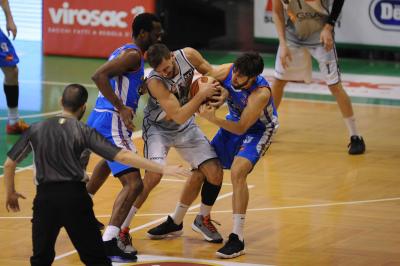 TREVISO 25 03 2018 LNP CAMPIONATO 2017-2018 NUTRIBULLET TREVISO BASKET - UDINE
