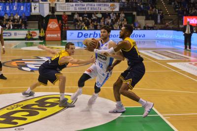TREVISO 04 11 2018 LNP CAMPIONATO 2018-2019 NUTRIBULLET TREVISO BASKET - SCALIGERA VERONA