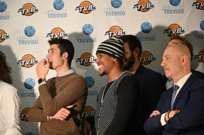 TREVISO 20 12 2018 LNP CAMPIONATO 2018-2019 DE LONGHI TREVISO BASKET - FESTA NATALE