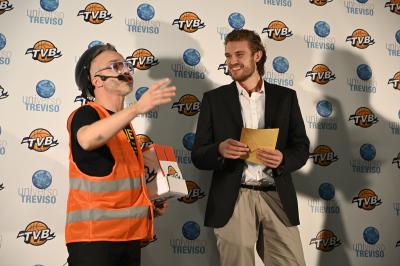 TREVISO 20 12 2018 LNP CAMPIONATO 2018-2019 DE LONGHI TREVISO BASKET - FESTA NATALE