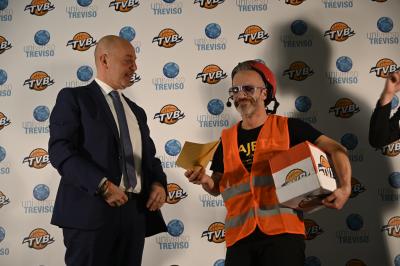 TREVISO 20 12 2018 LNP CAMPIONATO 2018-2019 DE LONGHI TREVISO BASKET - FESTA NATALE