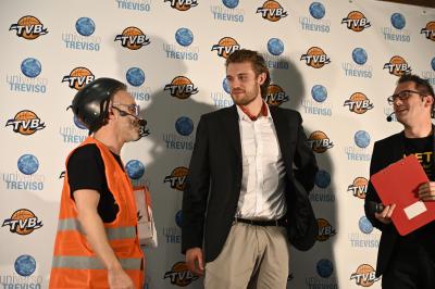 TREVISO 20 12 2018 LNP CAMPIONATO 2018-2019 DE LONGHI TREVISO BASKET - FESTA NATALE