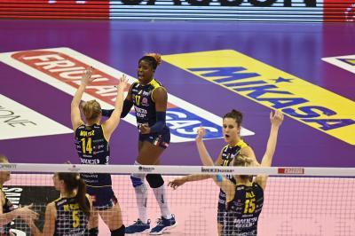 TREVISO 23 12 2018 LEGAVOLLEY CAMPIONATO 2018-2019  PROSECCO DOC IMOCO - BOSCA SAN BERNARDO CUNEO