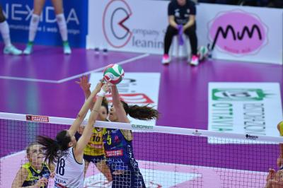 TREVISO 15 12 2019  LEGAVOLLEY CAMPIONATO 2019-2020 PROSECCO DOC IMOCO - REALE MUTUA FENERA CHIERI - FESTA COPPA DEL MONDO