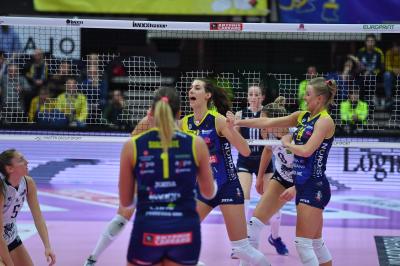 TREVISO 15 12 2019  LEGAVOLLEY CAMPIONATO 2019-2020 PROSECCO DOC IMOCO - REALE MUTUA FENERA CHIERI - FESTA COPPA DEL MONDO