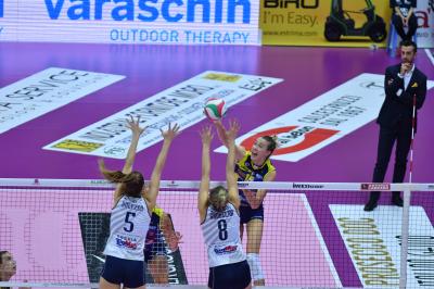 TREVISO 15 12 2019  LEGAVOLLEY CAMPIONATO 2019-2020 PROSECCO DOC IMOCO - REALE MUTUA FENERA CHIERI - FESTA COPPA DEL MONDO