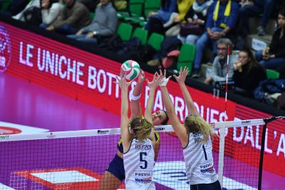 TREVISO 15 12 2019  LEGAVOLLEY CAMPIONATO 2019-2020 PROSECCO DOC IMOCO - REALE MUTUA FENERA CHIERI - FESTA COPPA DEL MONDO