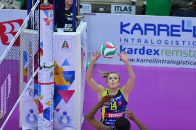TREVISO 15 12 2019  LEGAVOLLEY CAMPIONATO 2019-2020 PROSECCO DOC IMOCO - REALE MUTUA FENERA CHIERI - FESTA COPPA DEL MONDO