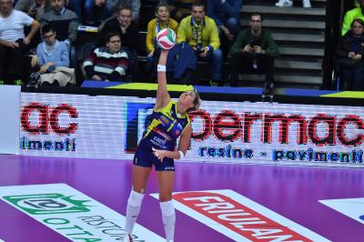 TREVISO 15 12 2019  LEGAVOLLEY CAMPIONATO 2019-2020 PROSECCO DOC IMOCO - REALE MUTUA FENERA CHIERI - FESTA COPPA DEL MONDO