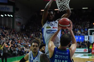 TREVISO  2712 2019 LBA CAMPIONATO 2019-2020 NUTRIBULLET TREVISO BASKET -BANCO DI SARDEGNA SASSARI