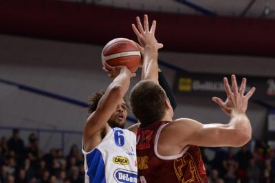 VENEZIA  09 02 2020 LBA CAMPIONATO 2019-2020 NUTRIBULLET TREVISO BASKET - UMANA REYER VENEZIA