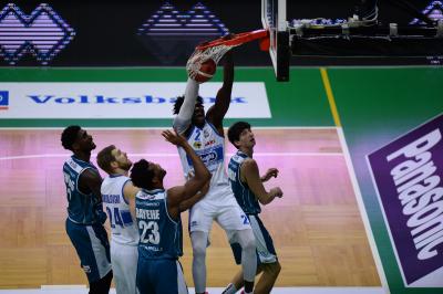 TREVISO 18112020 LBA NUTRIBULLET TREVISO BASKET - ACQUA SAN BERNARDO CANTU