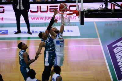 TREVISO 18112020 LBA NUTRIBULLET TREVISO BASKET - ACQUA SAN BERNARDO CANTU