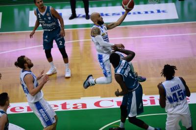 TREVISO 18112020 LBA NUTRIBULLET TREVISO BASKET - ACQUA SAN BERNARDO CANTU