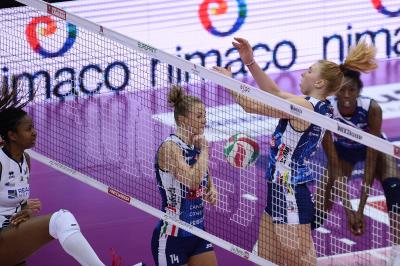 TREVISO 24112020 LEGAVOLLEY FEMMINILE PROSECCO DOC IMOCO - REALE MUTUA FENERA CHIERI